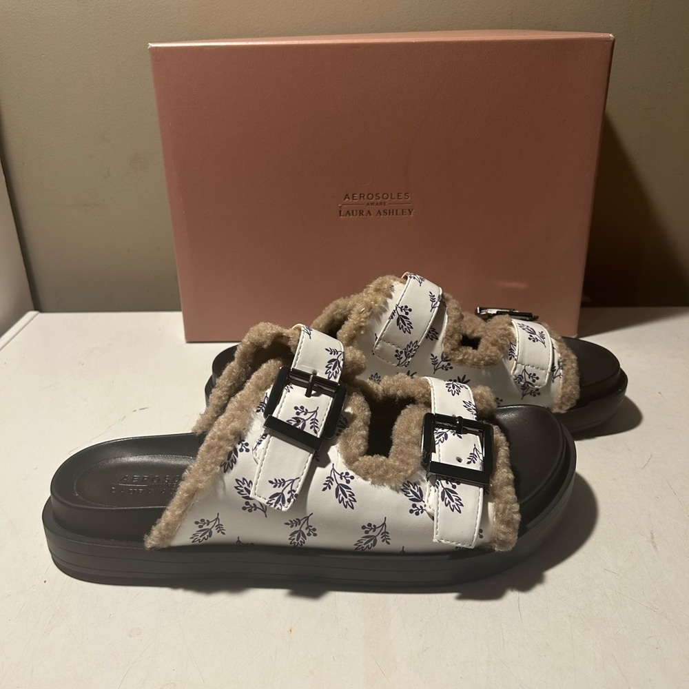 Aerosoles-aware-Laura Ashley buckle side floral print flats slide sandals size 9